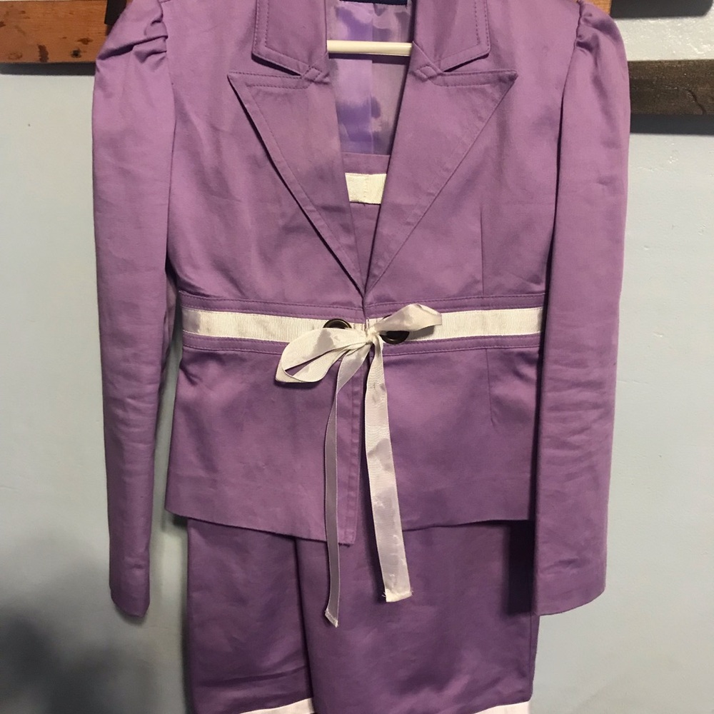 Suit